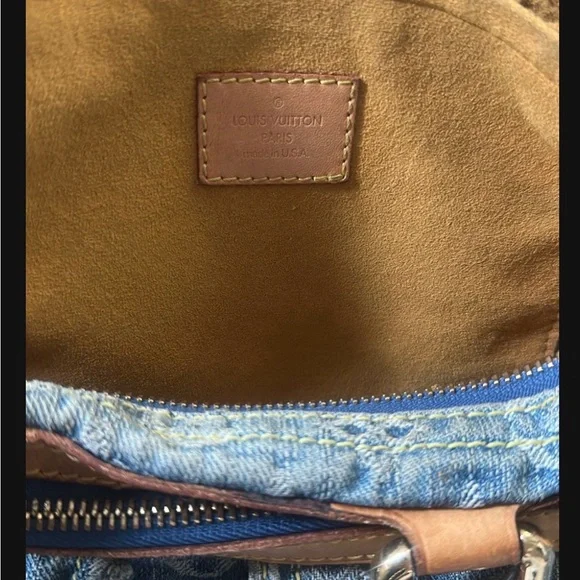 Louis Vuitton Blue Denim Handbag - Picture 12 of 13